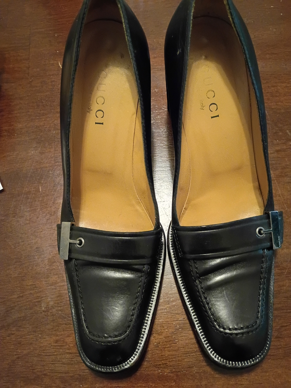 Authentic Genuine Gucci Black Leather Loafers with Silver Hardware Size 7B
